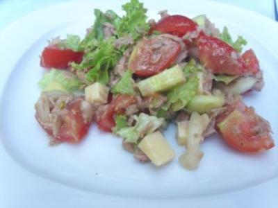 Salate: Gemischter Salat mit Thunfisch - Rezept