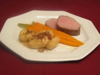 Kalbsfilet an selbst gemachten Gnocchi und Orangen-Möhren - Rezept