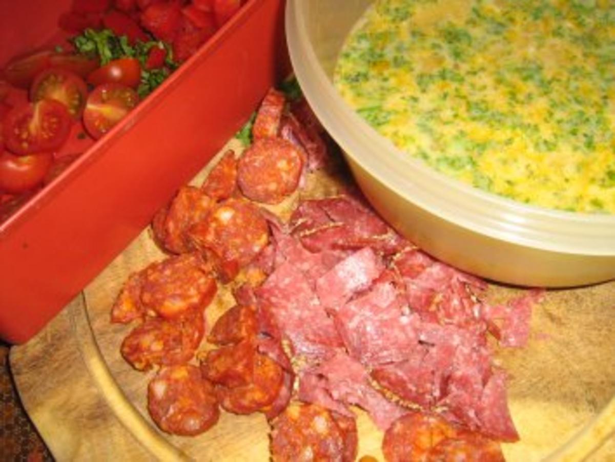 Maccaronitorte mit Chorizo und Salami - Rezept - Bild Nr. 4