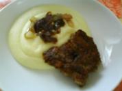 Knusprige Hackklöße mit cremigem Kartoffelbrei - Rezept