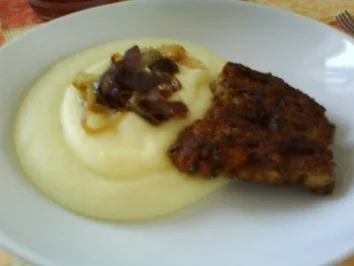 Rezept: Knusprige Hackklöße mit cremigem Kartoffelbrei Bild Nr. 3 Knusprige Hackklöße mit cremigem Kartoffelbrei - Rezept - Bild Nr. 3