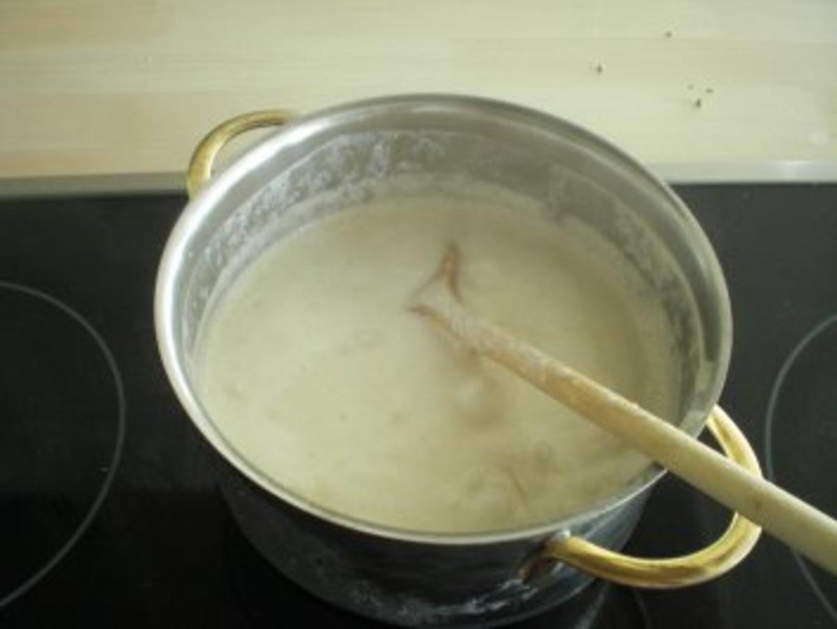 Basilikum-Kokossuppe mit Knuspergarnelen und Kokosrelish - Rezept - Bild Nr. 3