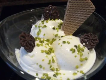 Rezept: Eis: SAURE - SAHNE Bild Nr. 2 Eis: SAURE - SAHNE - Rezept - Bild Nr. 2