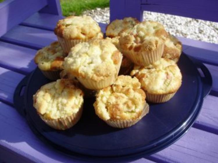 Rhabarber - Muffins - Rezept mit Bild - kochbar.de