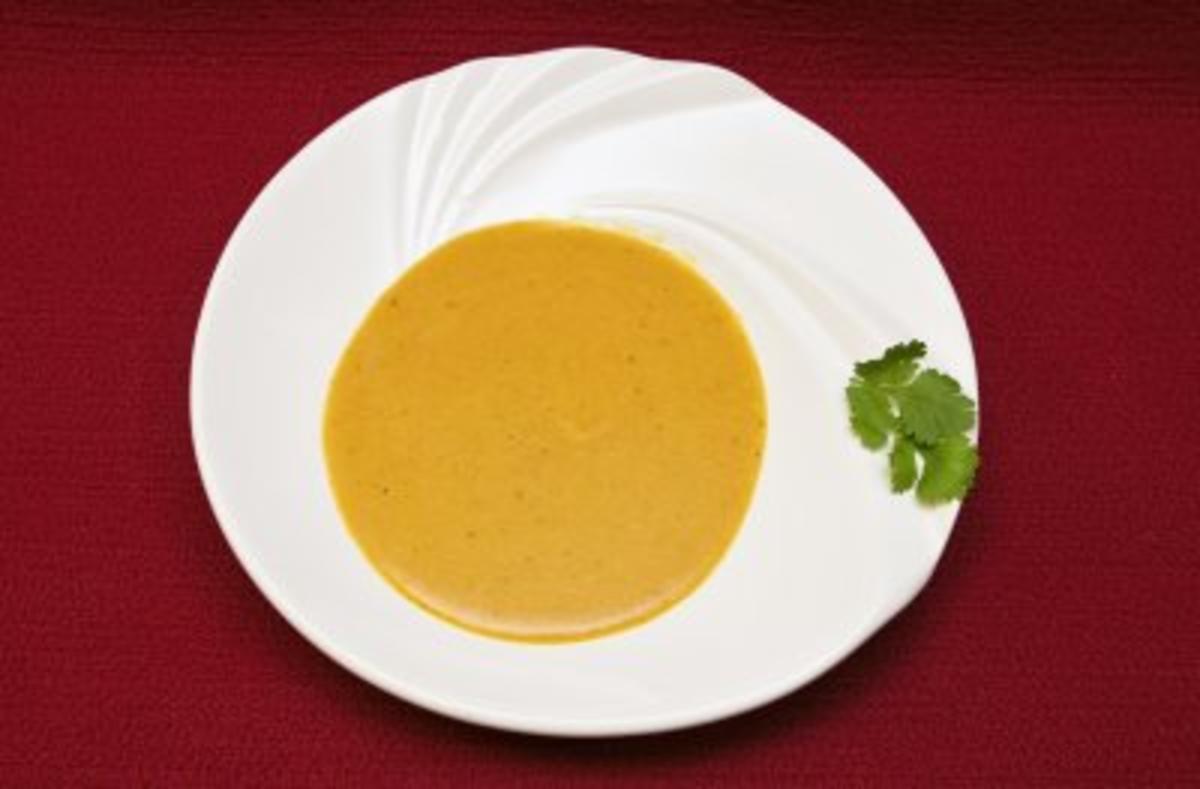 Scharfe Suppe von roten Linsen (Kalle Pohl) - Rezept