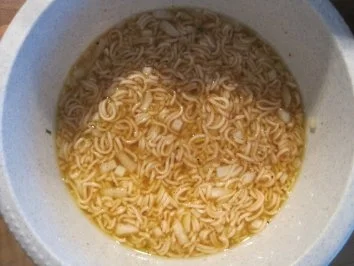 Asia-Salat - Rezept - Bild Nr. 3