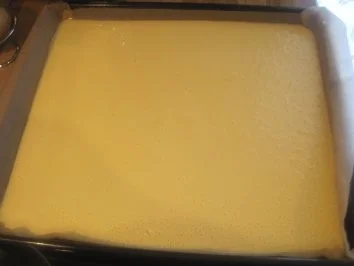 Eierlikörtorte mit Heidelbeeren und Sahne - Rezept - Bild Nr. 6