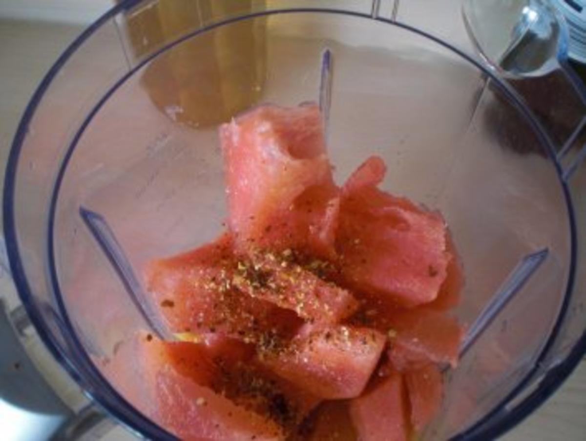 Wassermelonen-Rosen-Smoothie mit Chili - Rezept - Bild Nr. 4
