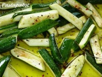 Rezept: Balsamico Zucchini Bild Nr. 3 Balsamico Zucchini - Rezept - Bild Nr. 3