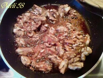 Rezept: Desserts: Eierlikör-Pudding mit karamellisierten Walnüssen und Apfelspalten Bild Nr. 2 Desserts: Eierlikör-Pudding mit karamellisierten Walnüssen und Apfelspalten - Rezept - Bild Nr. 2