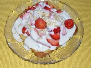 Erdbeerragout auf French-Toast - Rezept - Bild Nr. 2