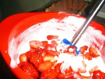 Geeister Erdbeerkuchen - Rezept - Bild Nr. 5