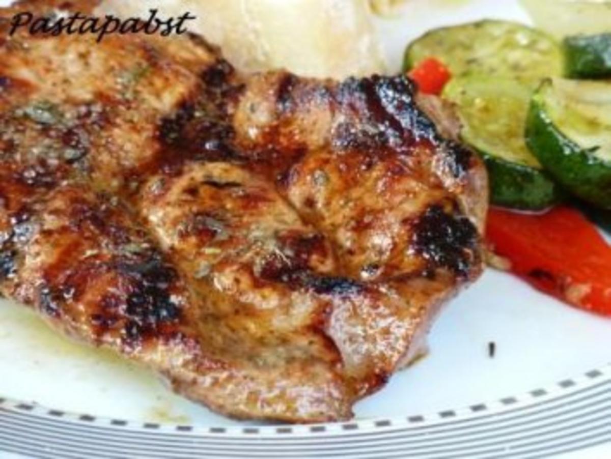 Bilder für Marinerte Nackensteaks vom Grill - Rezept