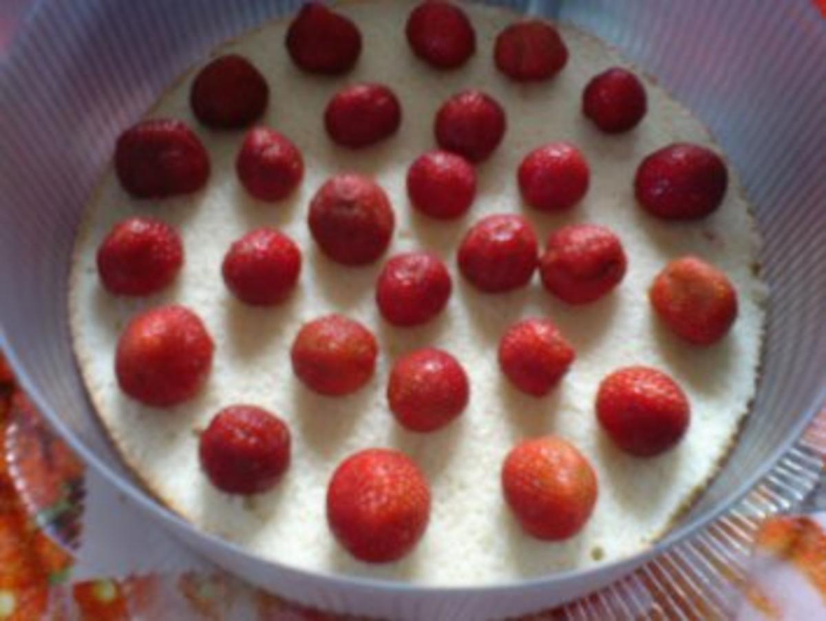 Erdbeer-Joghurt-Torte - Rezept - Bild Nr. 11
