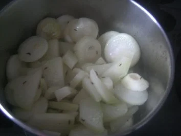 Kohlrabi-Zwiebel-Gemüse - Rezept - Bild Nr. 3
