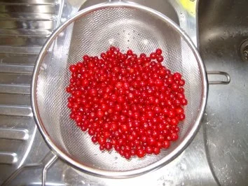 Rot-Schwarze Johannisbeermarmelade - Rezept