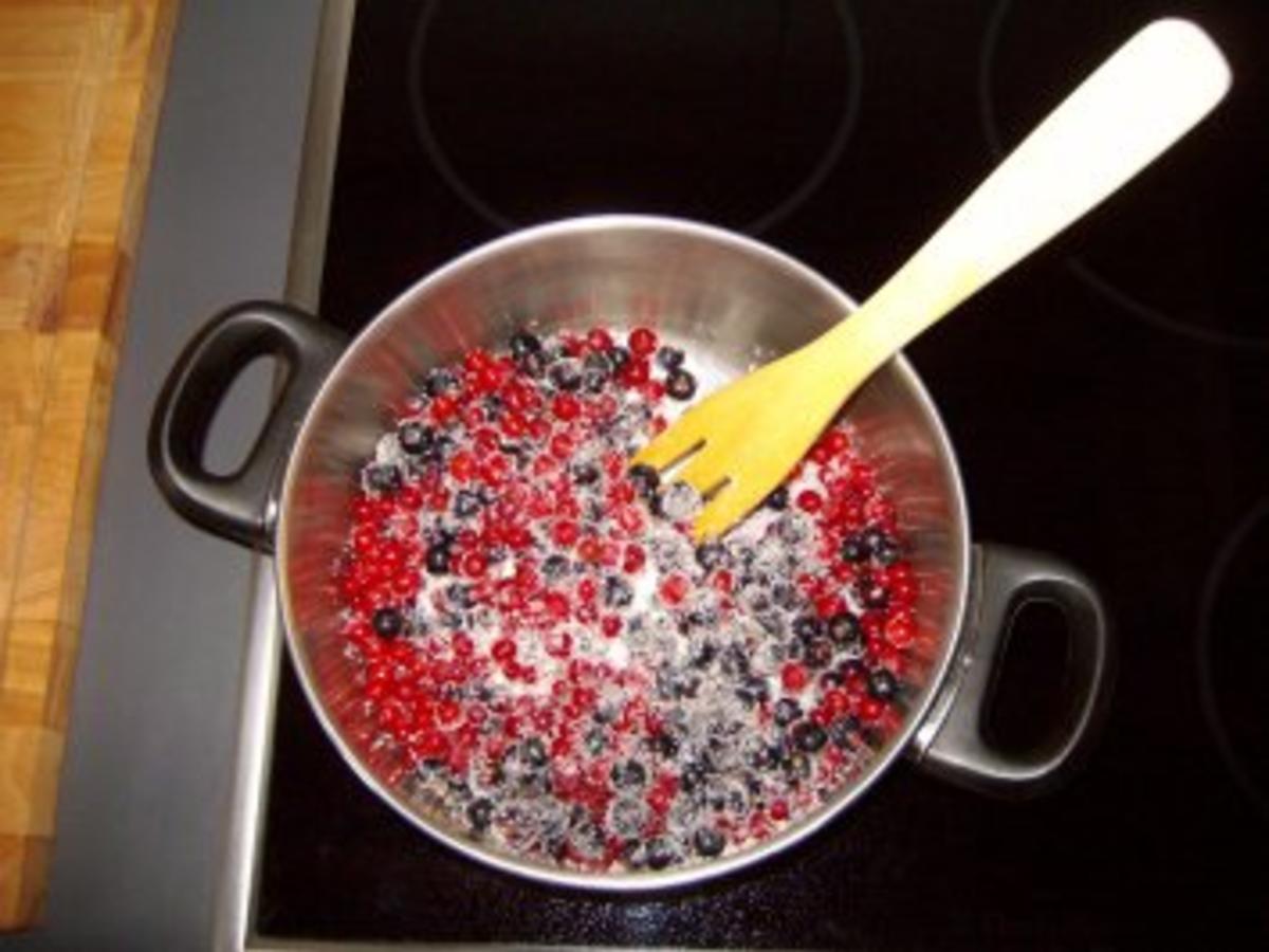 Rot-Schwarze Johannisbeermarmelade - Rezept