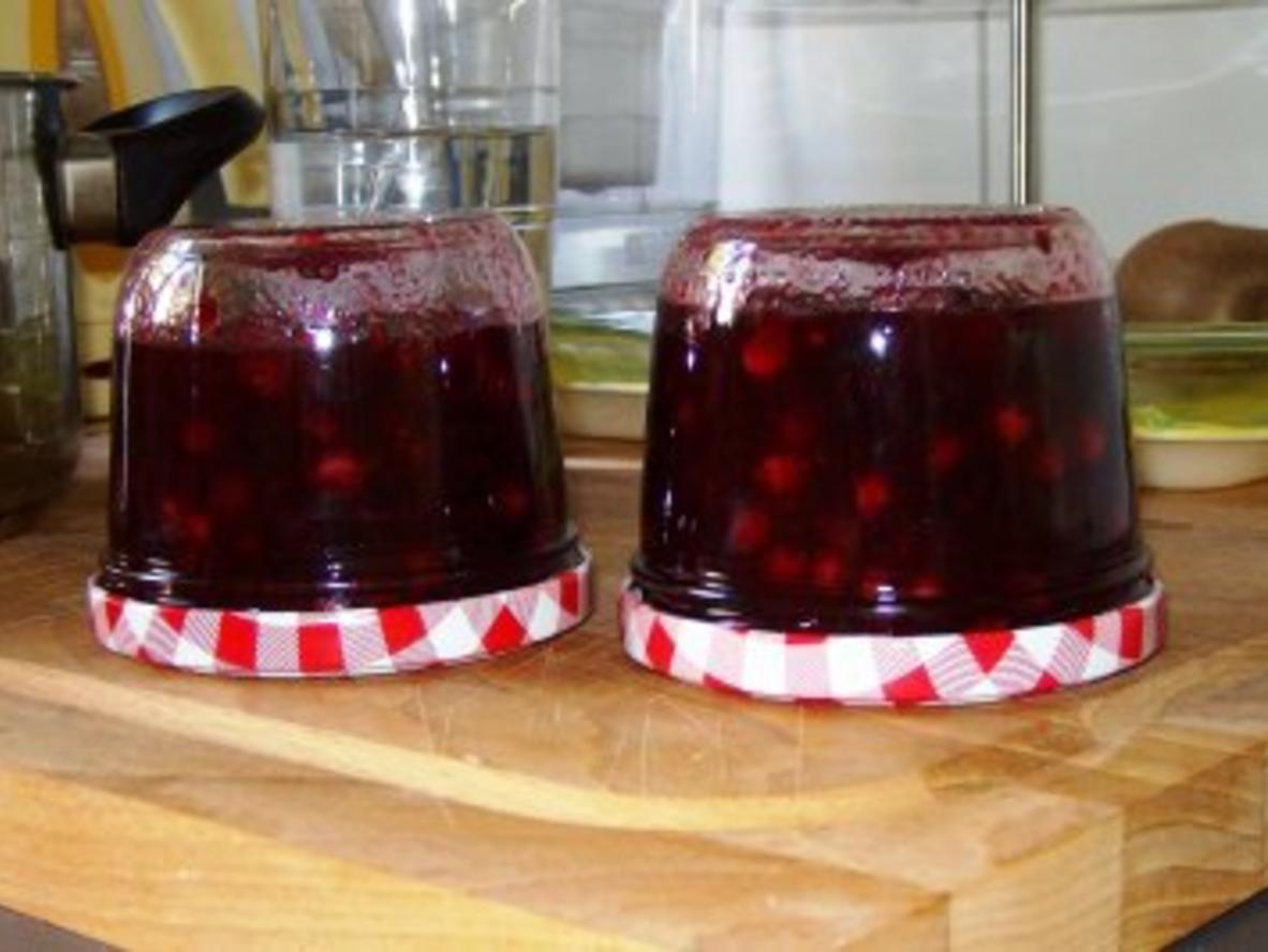 Rot-Schwarze Johannisbeermarmelade - Rezept