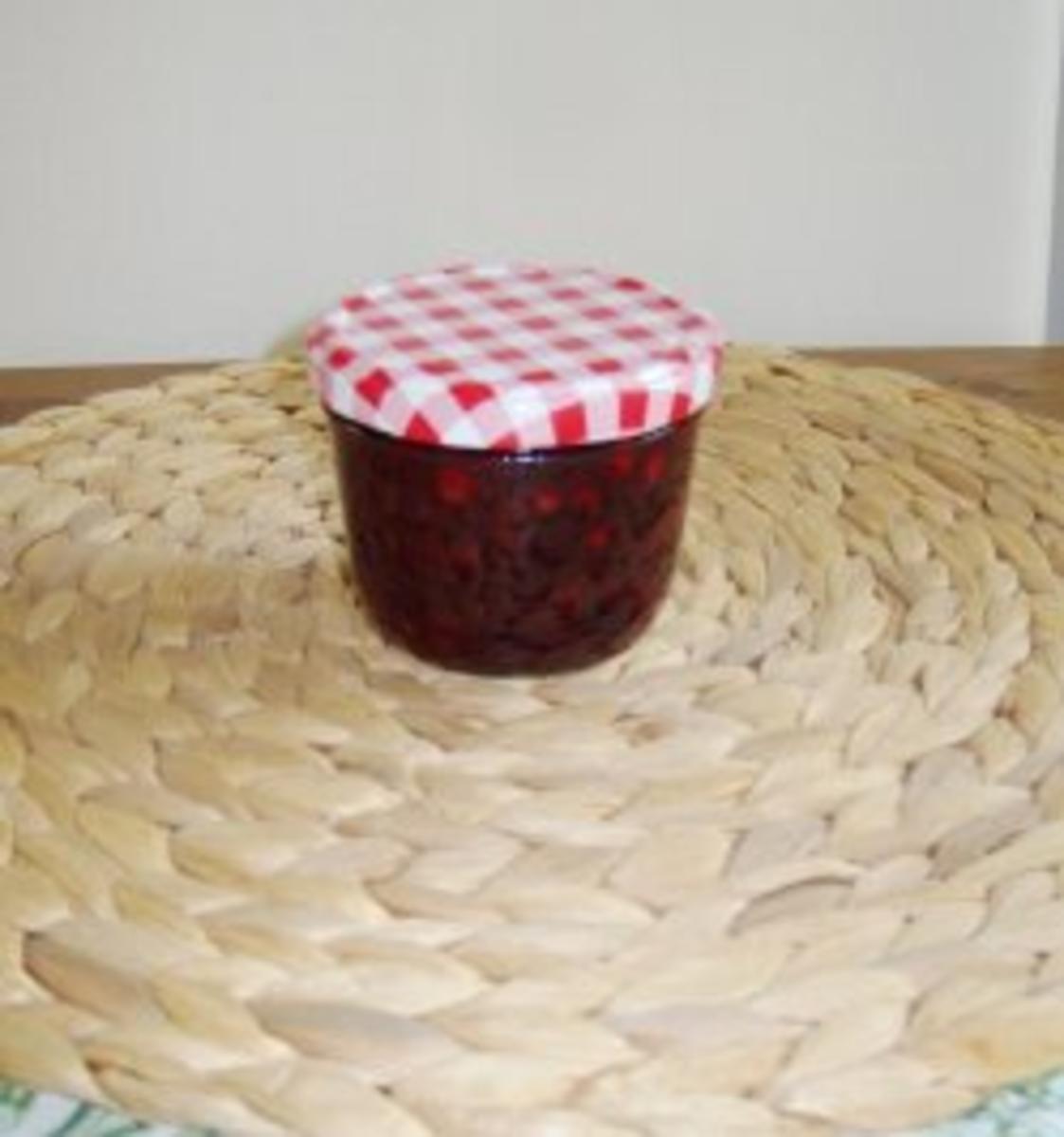 Rot-Schwarze Johannisbeermarmelade - Rezept - kochbar.de