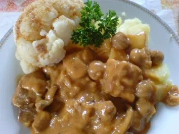 Schweinegulasch - Rezept