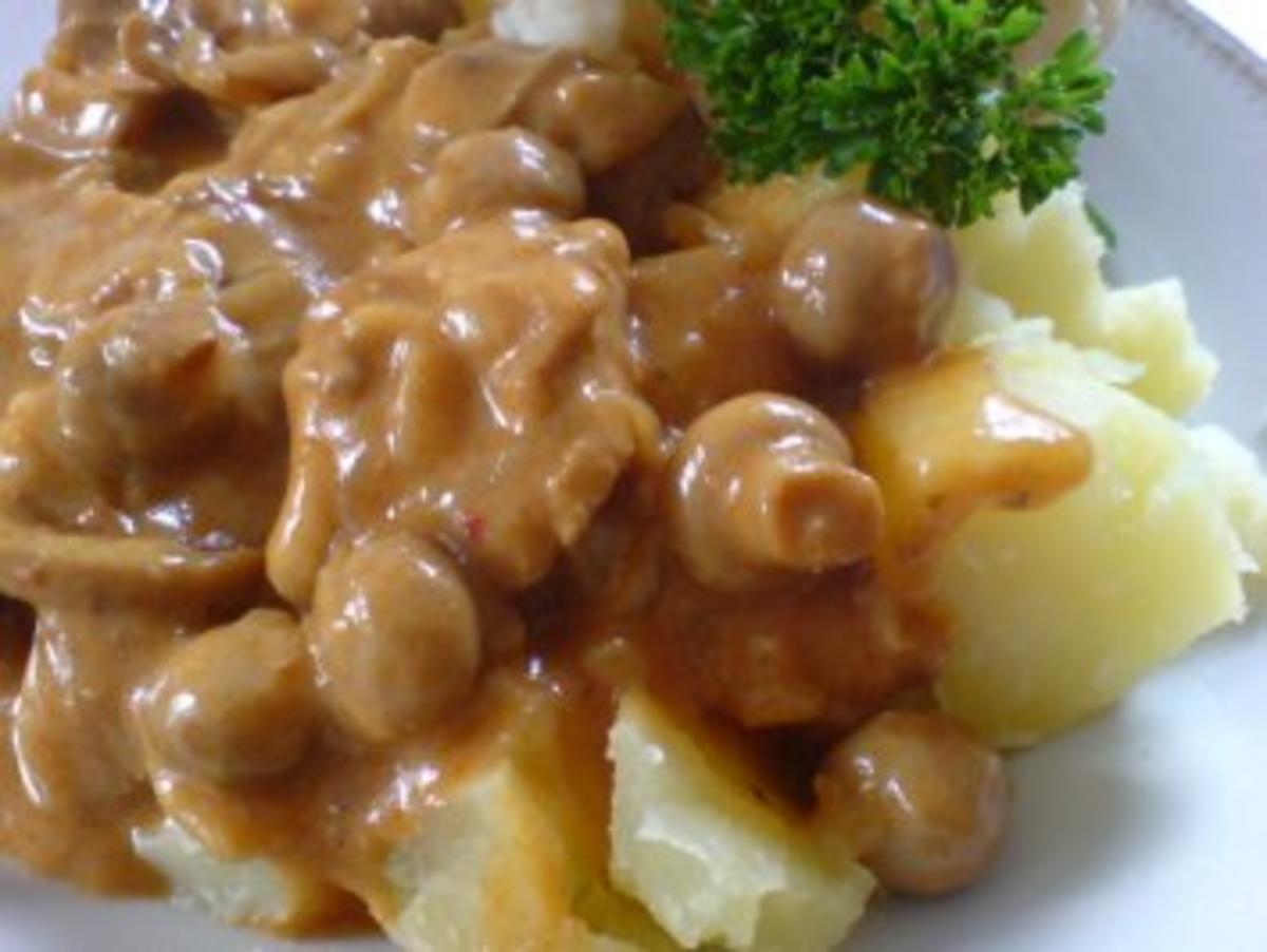 Schweinegulasch - Rezept - Bild Nr. 17