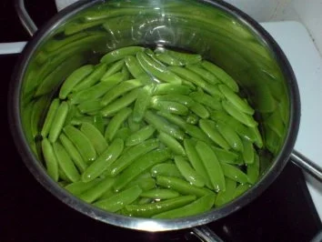 Rezept: Schweinefilet zu Champignon-Gulasch mit Zuckerschoten Bild Nr. 6 Schweinefilet zu Champignon-Gulasch mit Zuckerschoten - Rezept - Bild Nr. 6