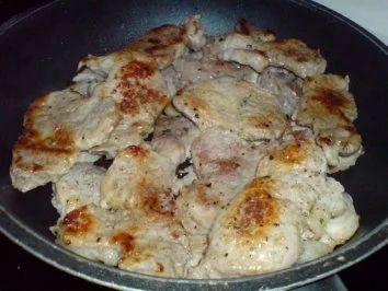 Rezept: Schweinefilet zu Champignon-Gulasch mit Zuckerschoten Bild Nr. 11 Schweinefilet zu Champignon-Gulasch mit Zuckerschoten - Rezept - Bild Nr. 11