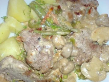 Rezept: Schweinefilet zu Champignon-Gulasch mit Zuckerschoten Bild Nr. 20 Schweinefilet zu Champignon-Gulasch mit Zuckerschoten - Rezept - Bild Nr. 20