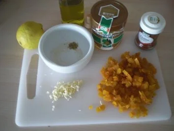 Dörrtomaten-Aprikosen-Pesto - Rezept - Bild Nr. 3