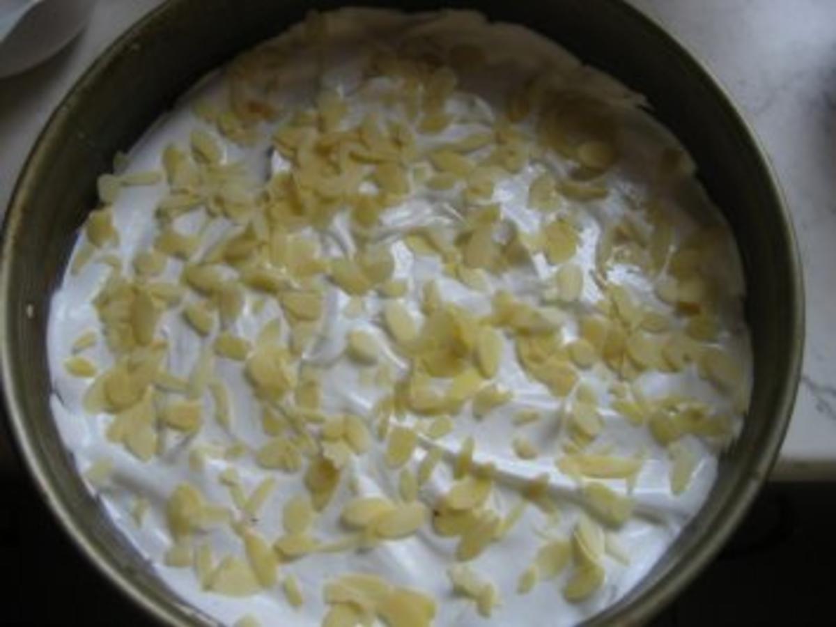 Baiser-Erdbeertorte - Rezept mit Bild - kochbar.de