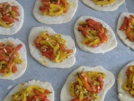 Cocafladen mit Paprika und Thunfischcreme - Rezept - Bild Nr. 5