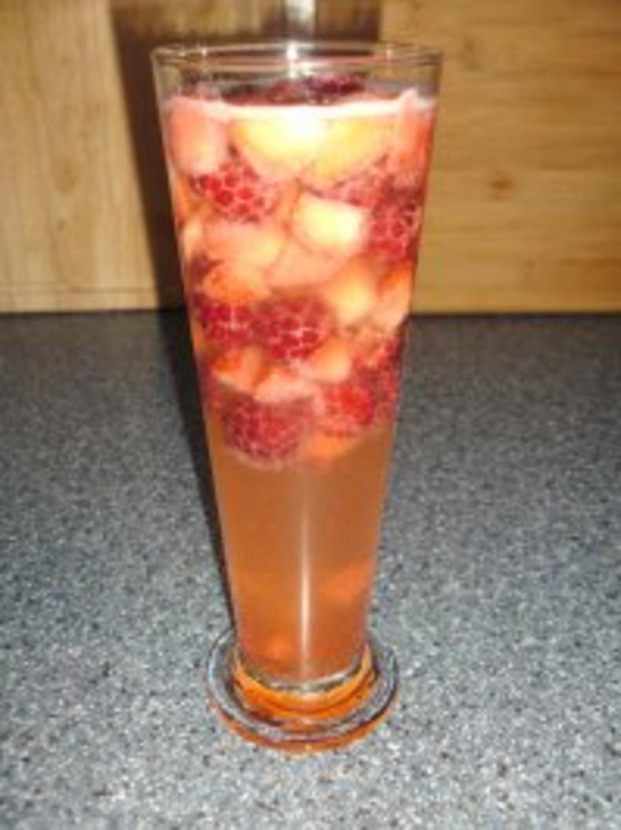 Erdbeeren + Himbeeren mit Secco - Rezept