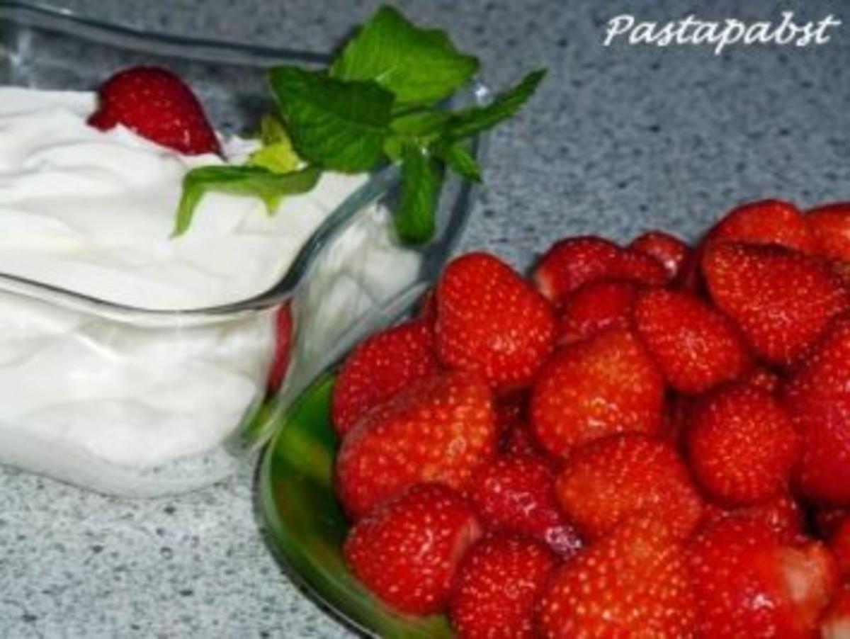 Ingwer-Quarkcreme mit Erdbeeren - Rezept