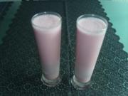 Getränke: Erdbeerbuttermilch - Rezept