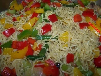 Nudelpfanne (vegetarisch) - Rezept