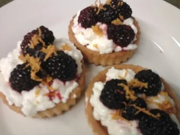 Brombeer-Joghurt-Törtchen - Rezept - Bild Nr. 7