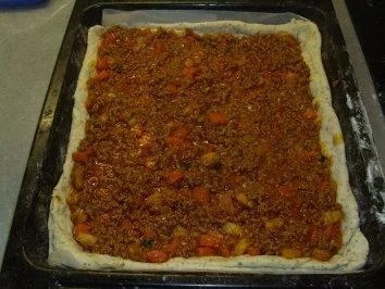 Rezept: Pizza Bolognese Bild Nr. 6 Pizza Bolognese - Rezept - Bild Nr. 6