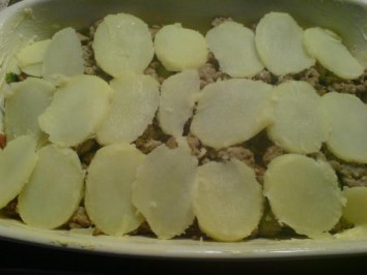 Rosenkohl-Speck-Hackfleisch-Kartoffel-Auflauf - Rezept - Bild Nr. 3