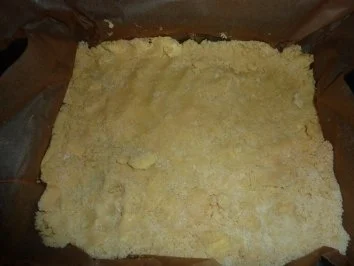 Rezept: Kuchen: Rhabarberstreuselkuchen Bild Nr. 3 Kuchen: Rhabarberstreuselkuchen - Rezept - Bild Nr. 3