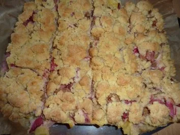Rezept: Kuchen: Rhabarberstreuselkuchen Bild Nr. 7 Kuchen: Rhabarberstreuselkuchen - Rezept - Bild Nr. 7