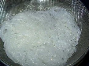 Rezept: Sommerrollen a la Caro Bild Nr. 2 Sommerrollen a la Caro - Rezept - Bild Nr. 2