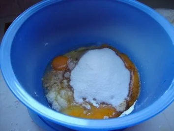 Rezept: Kastenkuchen mit Biskotten (Schüttelkuchen) Bild Nr. 3 Kastenkuchen mit Biskotten (Schüttelkuchen) - Rezept - Bild Nr. 3