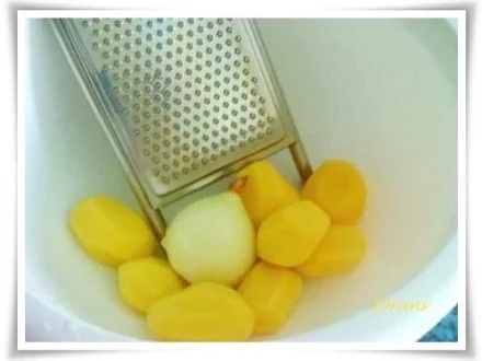 Rezept: Knusprige Kartoffelpuffer Bild Nr. 4 Knusprige Kartoffelpuffer - Rezept - Bild Nr. 4