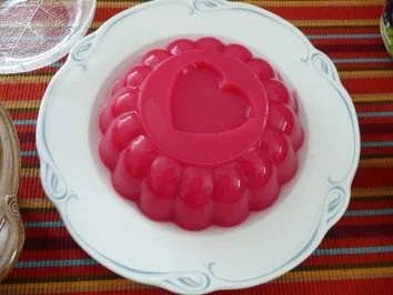 Rezept: Dessert : ...bei dieser Hitze...gerade richtig Bild Nr. 3 Dessert : ...bei dieser Hitze...gerade richtig - Rezept - Bild Nr. 3