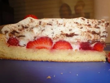 Rezept: Stracciatella-Erdbeer-Kuchen Bild Nr. 9 Stracciatella-Erdbeer-Kuchen - Rezept - Bild Nr. 9