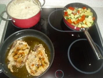 Schweinekamm ~ buntes Gemüse ~ Ziegenkäsesauce ~ Reis - Rezept - Bild Nr. 4