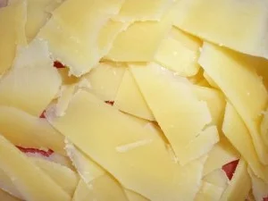 Tortellini-Auflauf "tricolore" mit Filet und Ingwerkäse vom Grill - Rezept - Bild Nr. 7