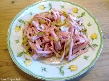 Bayerischer Leberkäs-Salat - Rezept
