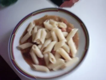 Wurstgulasch mit Thymian-Nudeln - Rezept - Bild Nr. 9