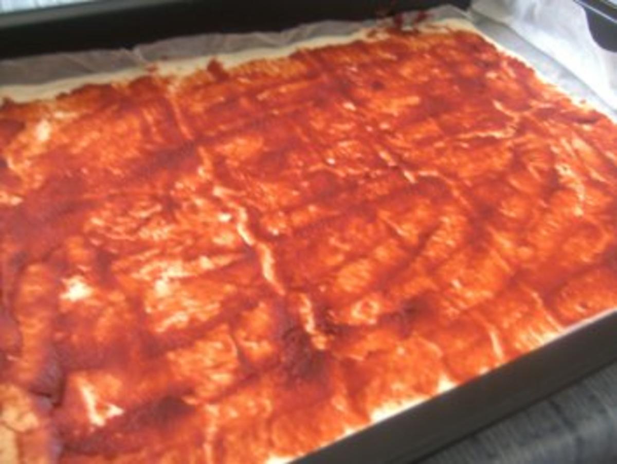 Pizza  Ruck Zuck zubereitet - Rezept - Bild Nr. 3